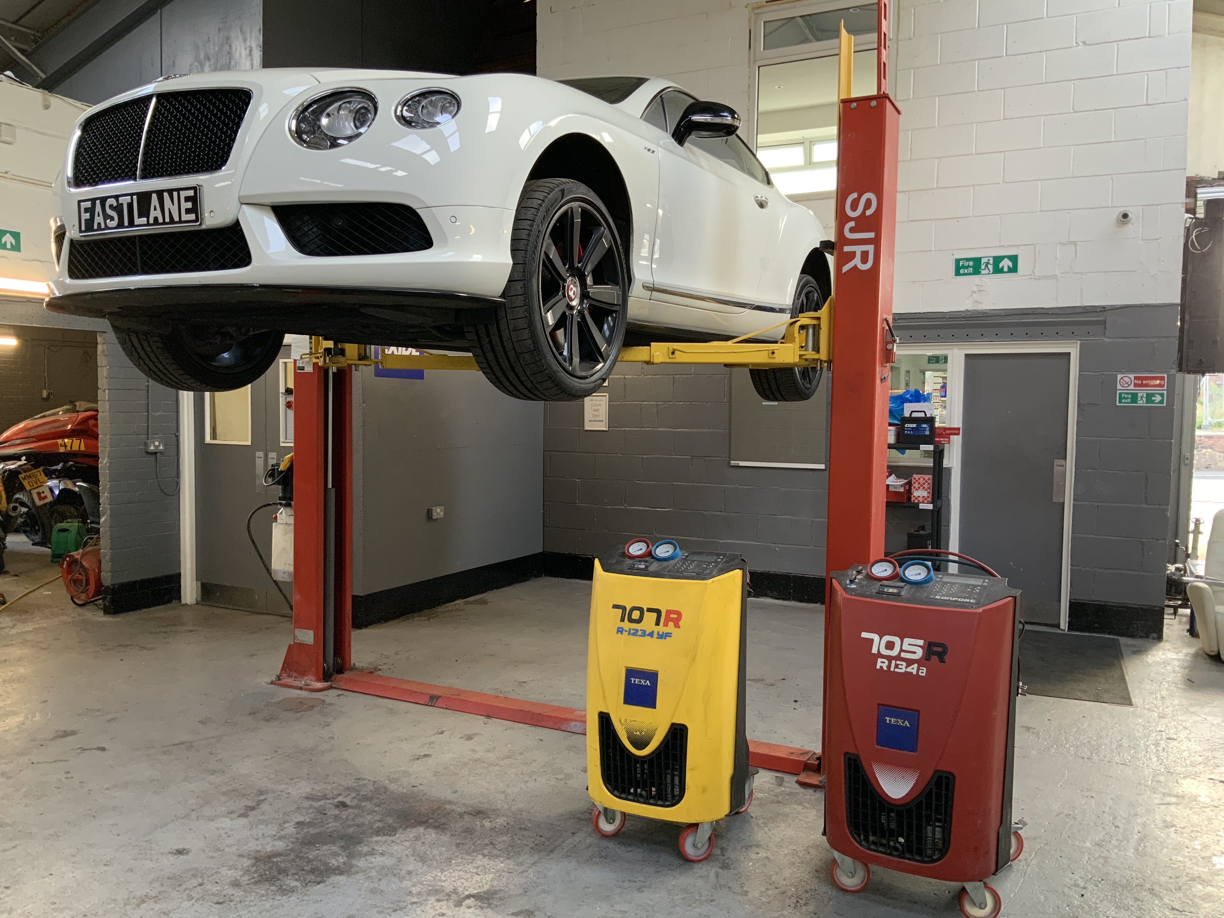 Bentley Repairs In The North West Bentley Repairs In The North West : Bentley Specialists North West